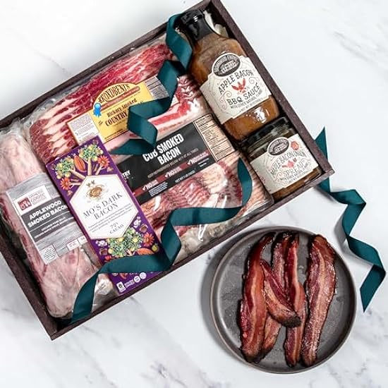 American Artisan´s Gourmet Bacon and Sauce Gift Basket - Packed to bursting with delicious bacon strips of smoky porcine indulgence,sauces and Chocolate 666980563